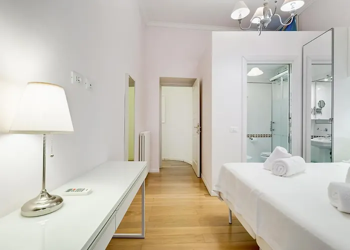 Trevi Fountain Apartment *